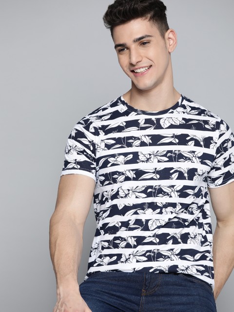 

Mast & Harbour Men Navy Blue & White Cotton Floral Print T-shirt