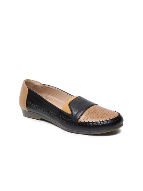 

Butterflies Women Black Colourblocked PU Loafers