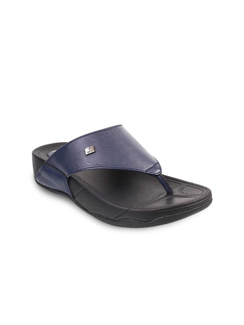 

Mochi Men Navy Blue & Black Solid Comfort Sandals