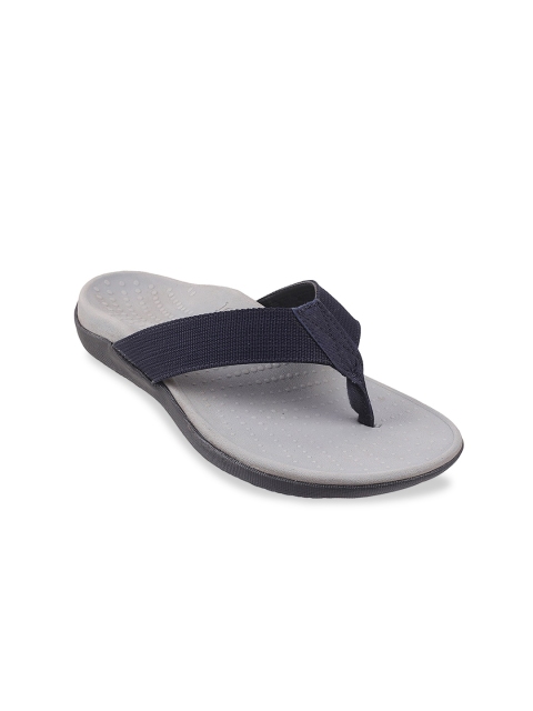 

Mochi Men Navy Blue & Grey Textured Comfort Sandals