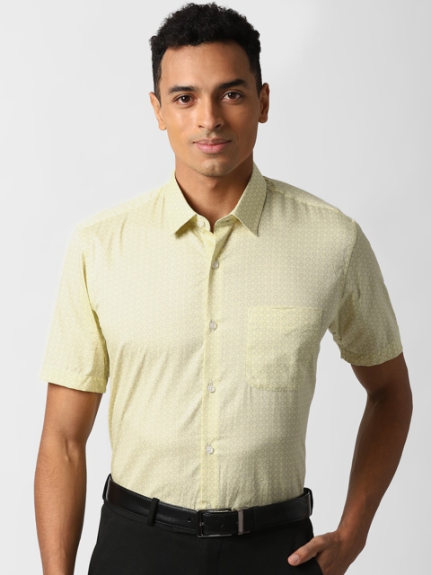 

Peter England Men Yellow Printed Formal Shirt