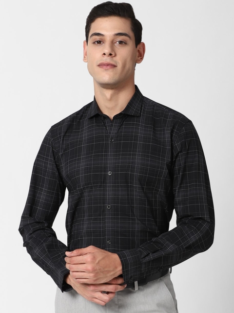 

Peter England Men Black Checked Formal Shirt