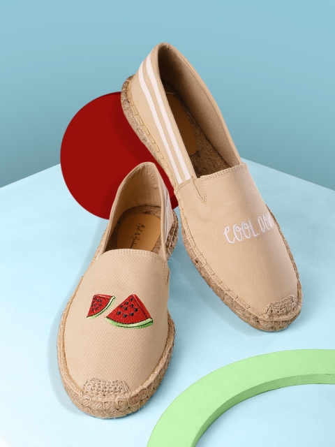 

Mast & Harbour Men Cream-Coloured Woven Design Espadrilles