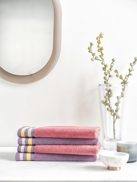 

DDecor Pink & Purple Set of 4 Solid 500 GSM Hand Towels