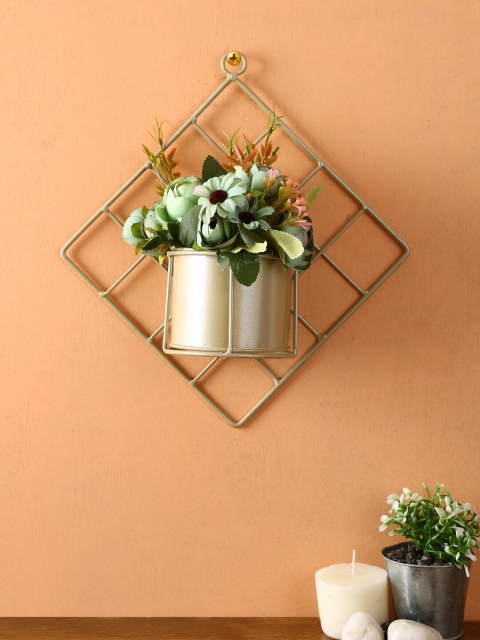 

TAYHAA Gold-Toned & Green Artificial Flower Wall Planter