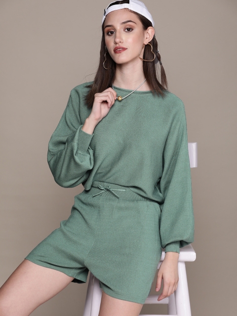 

URBANIC Green Solid Batwing Sleeves Two-Piece Set