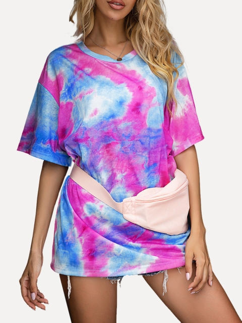 

URBANIC Women Blue & Pink Dyed Drop-Shoulder Sleeves Loose T-shirt