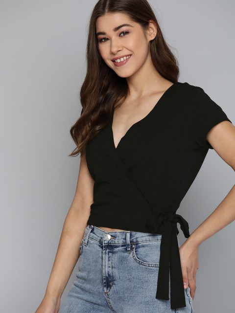 

Mast & Harbour Women Black Solid Wrap Top