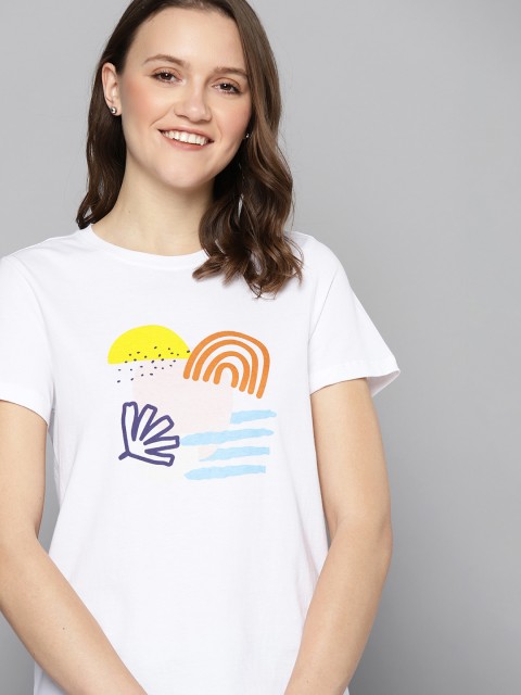 

Mast & Harbour Women White & Navy Blue Pure Cotton Printed T-shirt