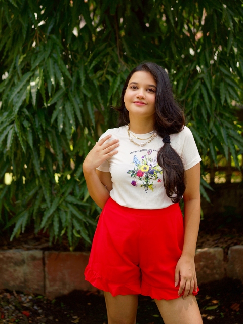 

Mast & Harbour Women Off White & Black Floral Printed T-shirt