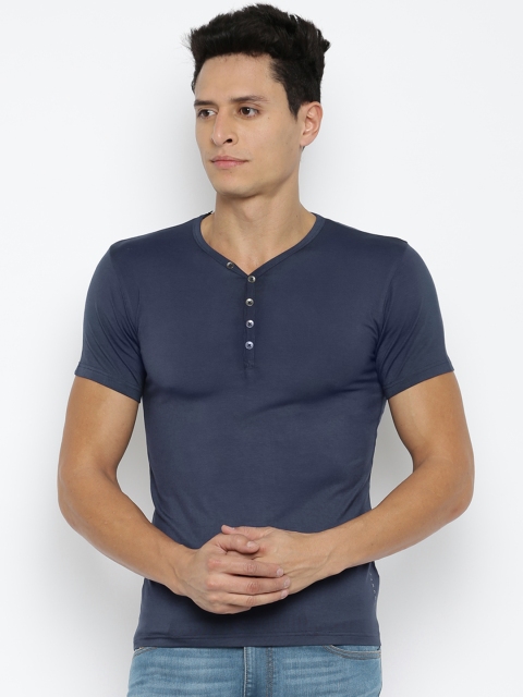 

YWC Men Navy Blue T-Shirt