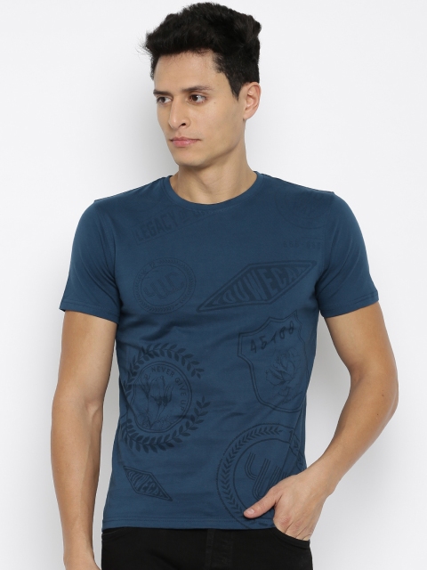 

YWC Men Blue Printed T-shirt