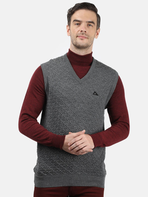 

Monte Carlo Men Grey Woollen Sweater Vest