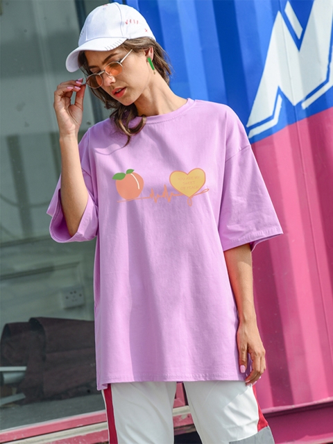 

URBANIC Women Purple Printed Drop-Shoulder Sleeves Pure Cotton Relaxed Fit T-shirt
