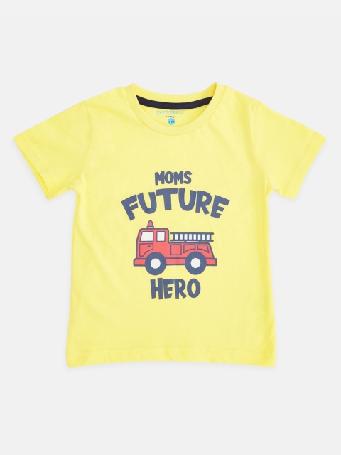 

Pantaloons Baby Boys Yellow Typography Printed Pure Cotton T-shirt