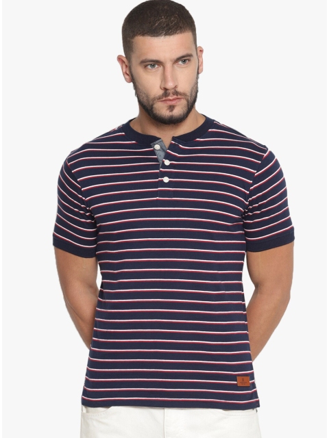 

Steenbok Men Navy Blue & Red Striped Henley Neck Slim Fit T-shirt