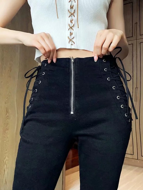 

URBANIC Women Black Solid Skinny Fit Cotton Lace-Up Jeggings