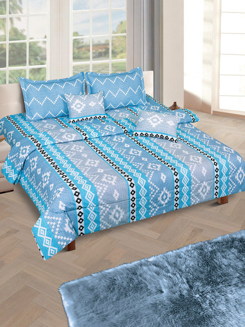 

ROMEE Blue Printed Cotton Double King Bedding Set With Quilt