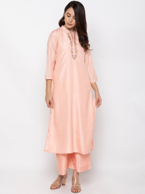 

ZOLA Women Pink Striped Panelled Kurti with Trousers