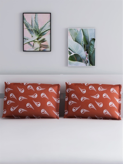 

Salona Bichona Set Of 2 Red & White Printed Pure Cotton 144 TC Pillow Covers