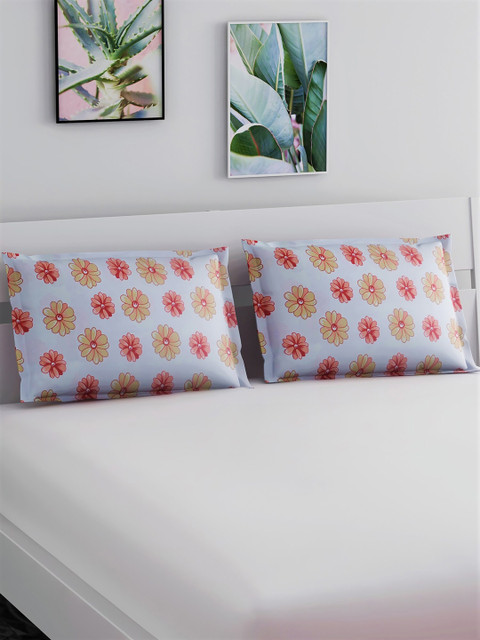 

Salona Bichona Set Of 2 White & Red Printed Pillow Covers
