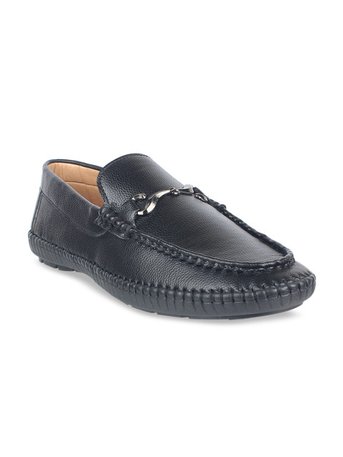 

Vardhra Men Black Loafers