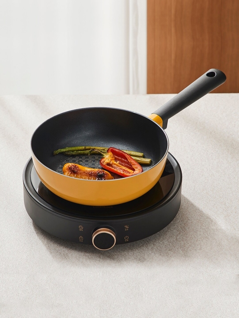 

Lock & Lock Yellow & Black Solid Decore Frying Pan