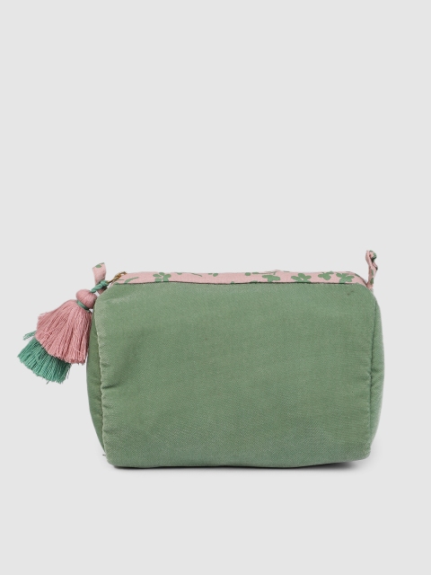 

Accessorize Green Make Up Bag
