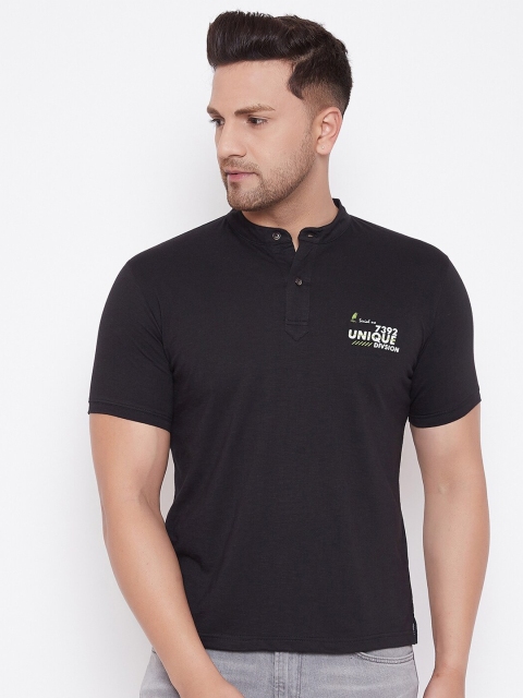 

HARBORNBAY Men Black Henley Neck Pure Cotton T-shirt