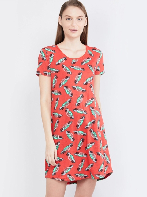 

max Red & Green Conversational Printed Pure Cotton T-shirt Nightdress