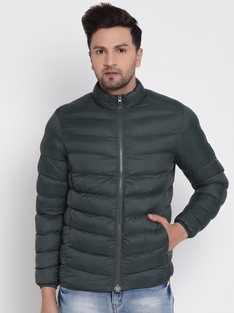 

METTLE Men Olive Green Puffer Jacket