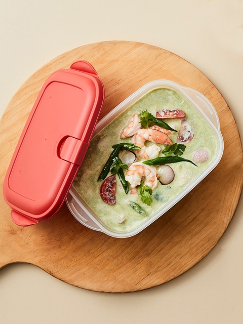 

Lock & Lock Transparent & Red Solid Lunch Box