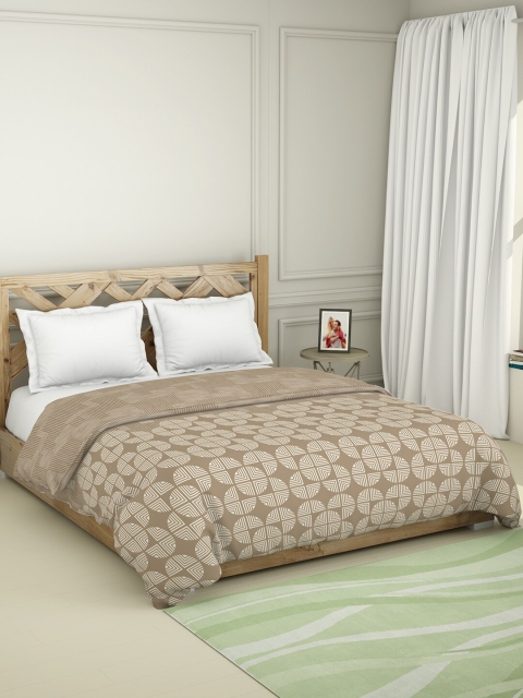 

SPACES Brown Geometric AC Room 150 GSM Double Bed Quilt
