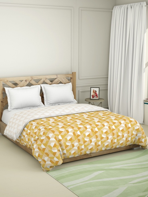 

SPACES Yellow & White Geometric AC Room 150 GSM Cotton Double Bed Quilt