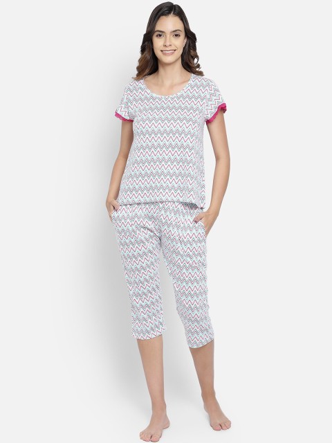 

Clovia Women White & Pink Chevron Printed Pure Cotton Night suit