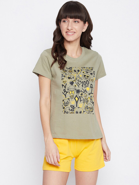 

Clovia Women Green & Yellow Printed Night suit