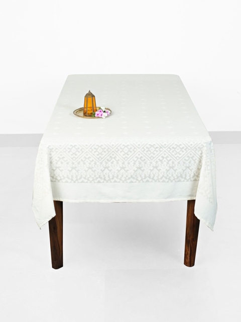

Fabindia White Woven Cutwork Kaumudi Cotton Table Cover