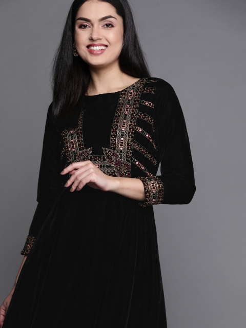 

Biba Women Black & Golden Ethnic Motifs Yoke Design Velvet Finish A-Line Kurta
