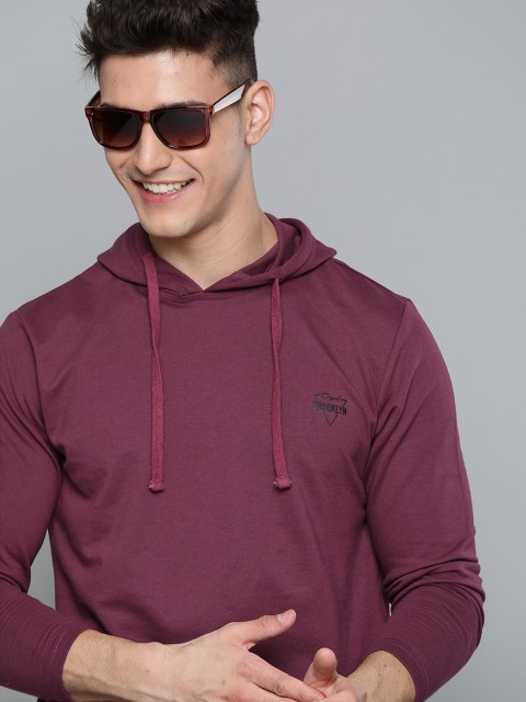

HERE&NOW Men Burgundy Solid Hooded Sweatshirt