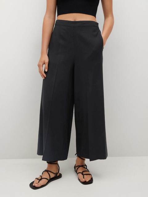 

MANGO Women Black Solid Pleated Parallel Trousers