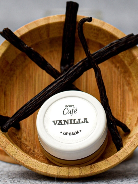 

BODYCAFE Vanilla Lip Balm - 10 gm, Na