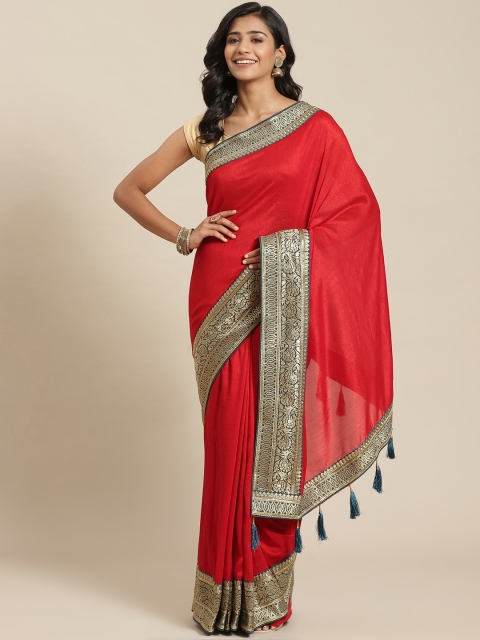 

Libas Women Red Solid Saree