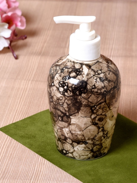 

Unravel India Unisex Brown & Beige Printed Ceramic Soap Dispenser
