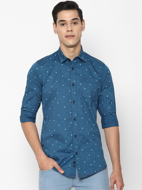 

Solly Jeans Co Men Blue & White Printed Cotton Casual Shirt