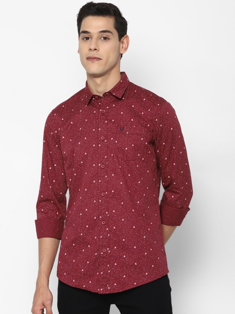 

Solly Jeans Co Men Maroon & White Printed Cotton Casual Shirt