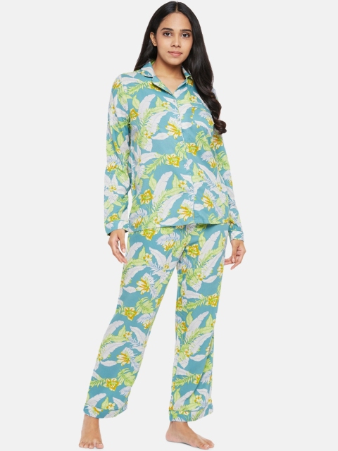 

Dreamz by Pantaloons Women Blue & White Printed Night Suit Set, Turquoise blue