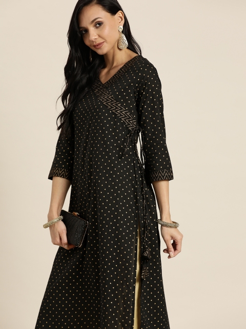 

Sangria Women Black Geometric Foil Printed Angrakha Kurta