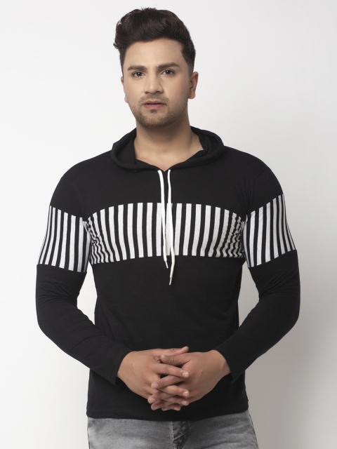

KATSO Men Black & White Colourblocked Monochrome Slim Fit T-shirt
