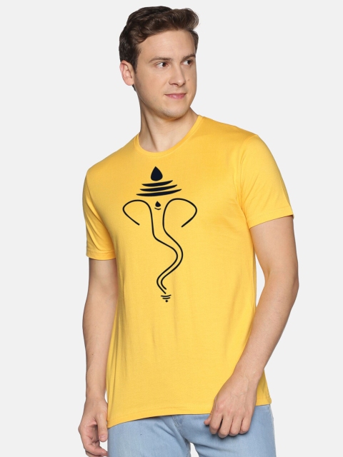 

MASH UNLIMITED Men Yellow & Black Printed Slim Fit T-shirt