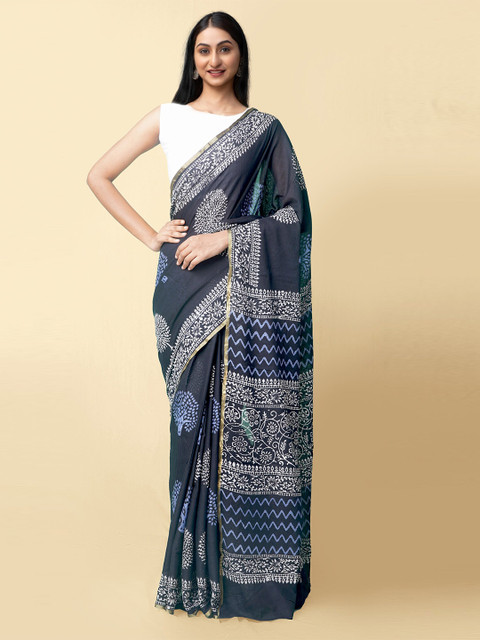 

Unnati Silks Black & White Zari Pure Cotton Sustainable Dabu Saree
